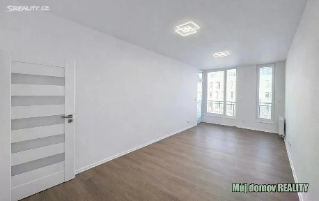 Pronájem bytu 3+kk 92 m² Raichlova, Praha - Stodůlky