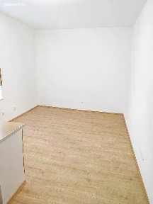 Pronájem bytu 1+kk 20 m² Starochuchelská, Praha - Velká Chuchle