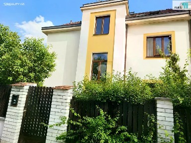 Pronájem bytu 2+1 97 m² Pod Třebešínem, Praha - Strašnice
