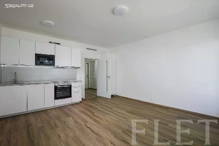 Pronájem bytu 1+kk 34 m² Laponská, Praha - Hloubětín