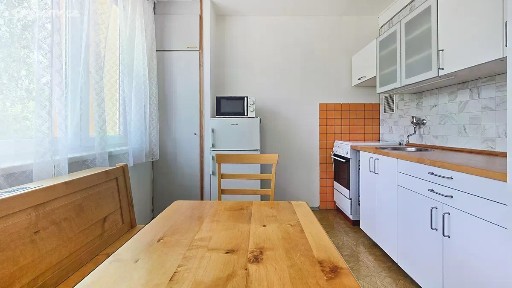 Pronájem bytu 1+1 31 m² Dobratická, Praha - Letňany