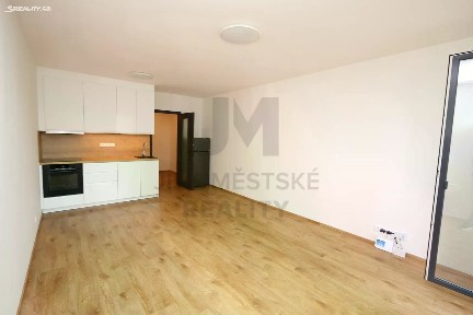 Pronájem bytu 1+kk 33 m² Bukačova, Praha - Vysočany