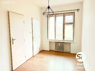 Pronájem bytu 2+kk 36 m² Nádražní, Praha - Smíchov
