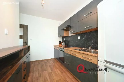 Pronájem bytu 3+1 70 m² Kostřínská, Praha - Bohnice