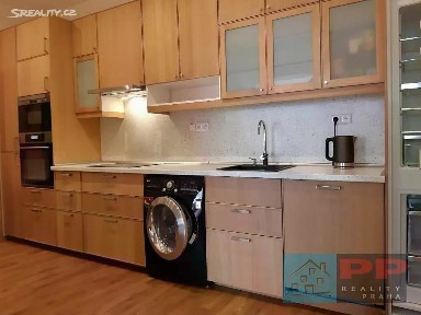 Pronájem bytu 2+1 62 m² Sokolovská, Praha - Karlín