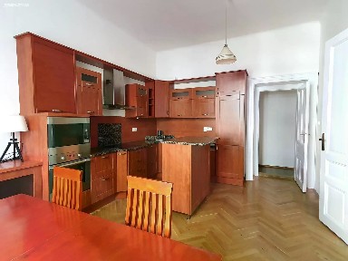 Pronájem bytu 3+1 112 m² Italská, Praha