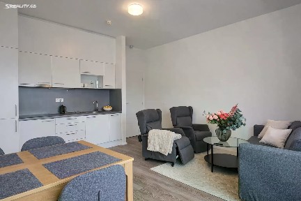 Pronájem bytu 2+kk 58 m² Urešova, Praha - Kunratice