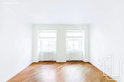Pronájem bytu 4+1 153 m² Vlašská, Praha - Malá Strana