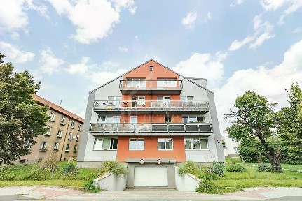 Pronájem bytu 1+kk 37 m² Na vyhlídce, Praha - Prosek