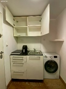 Pronájem bytu 1+kk 27 m² Hartigova, Praha - Žižkov