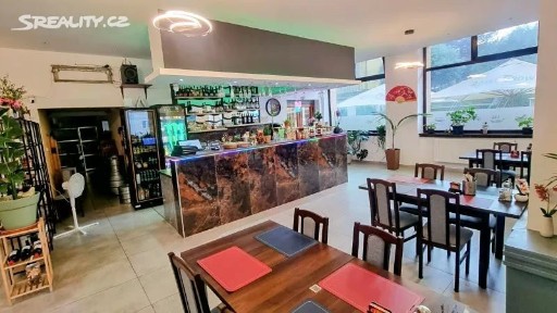 Prodej obchodního prostoru 430 m²