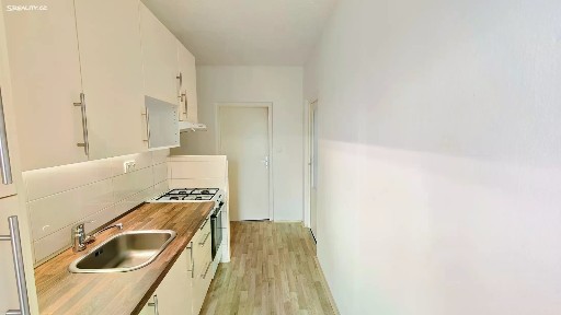 Pronájem bytu 3+1 72 m² Kpt. Jaroše, Třebíč - Nové Dvory