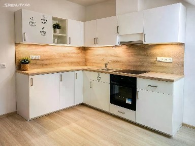 Pronájem bytu 3+kk 75 m²
