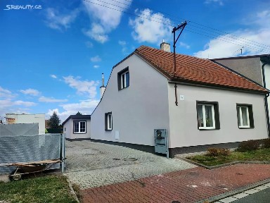 Prodej rodinného domu 135 m², pozemek 392 m² 8. května, Pardubice - Svítkov