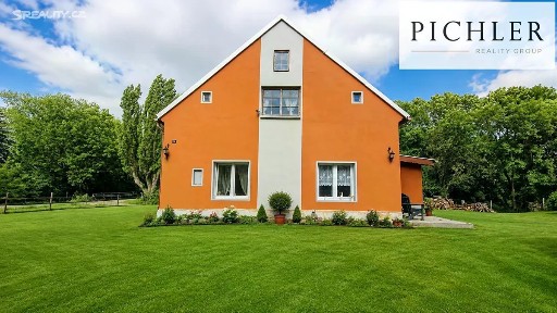 Prodej rodinného domu 298 m², pozemek 1192 m² Valeč - Velký Hlavákov