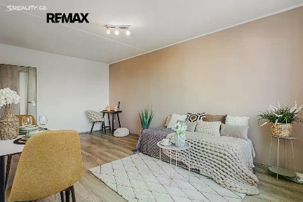 Prodej bytu 2+1 50 m² Francouzská, Kladno - Kročehlavy