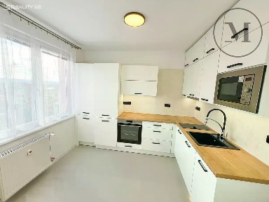 Pronájem bytu 1+1 41 m² Puklicova, České Budějovice - České Budějovice 3