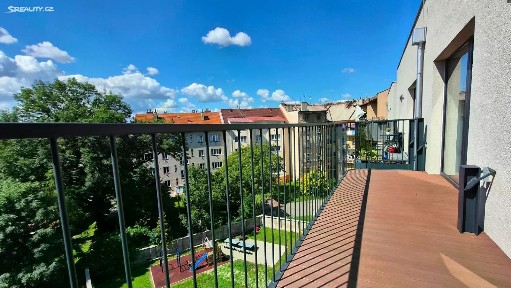 Prodej bytu 2+kk 45 m² Zengrova, Kolín - Kolín IV