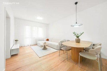 Prodej bytu 3+1 64 m² Bulharská, Kladno - Kročehlavy