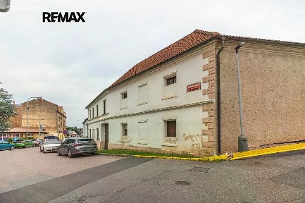 Pronájem skladového prostoru 85 m² náměstí Chuchelských bojovníků, Praha - Velká Chuchle