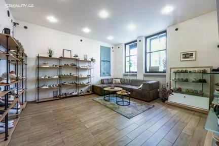 Pronájem obchodního prostoru 120 m² Rašínovo nábřeží, Praha - Nové Město