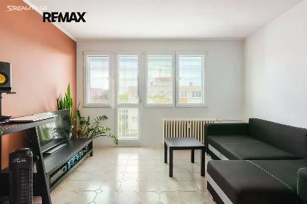 Prodej bytu 3+1 68 m² Varšavská, Pardubice - Polabiny