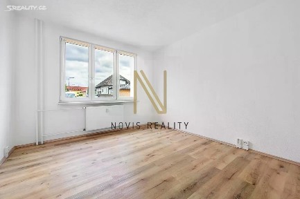 Pronájem bytu 2+1 51 m² Borská, Bor