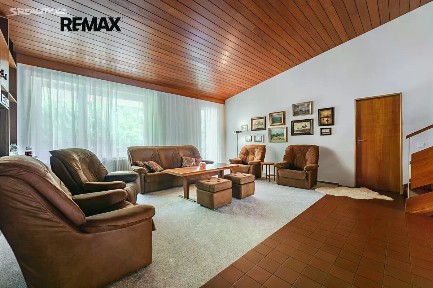 Prodej rodinného domu 160 m², pozemek 1899 m²