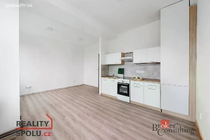 Pronájem bytu 2+kk 57 m² Mlékojedy