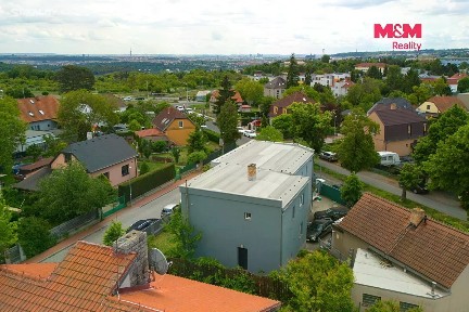 Prodej rodinného domu 128 m², pozemek 133 m² Lysolajská, Praha - Suchdol