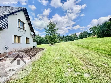 Prodej rodinného domu 220 m², pozemek 3984 m² Libštát