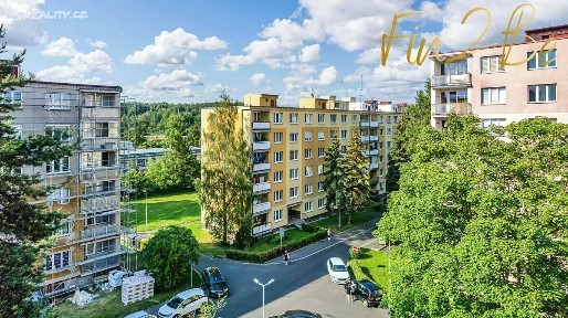 náměstí 9. května, Chodov