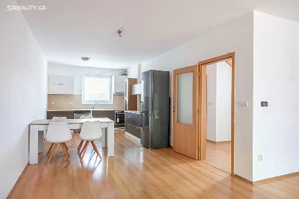 Pronájem rodinného domu 146 m², pozemek 310 m² Laty Brandisové, Pardubice - Svítkov