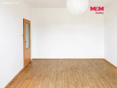 Pronájem bytu 1+1 38 m²