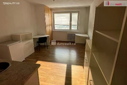 Pronájem bytu 1+kk 27 m² U Koupaliště, Karlovy Vary - Rybáře