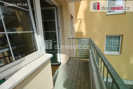 Pronájem bytu 1+1 50 m² Studentská, Karlovy Vary - Doubí