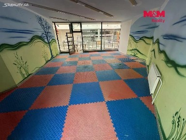 Pronájem obchodního prostoru 47 m²