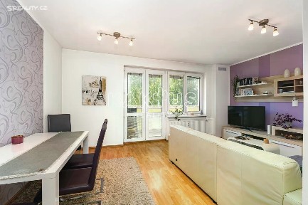Pronájem bytu 2+1 54 m² Krestova, Ostrava - Hrabůvka