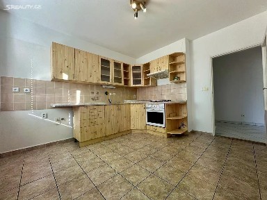 Pronájem bytu 1+1 43 m²