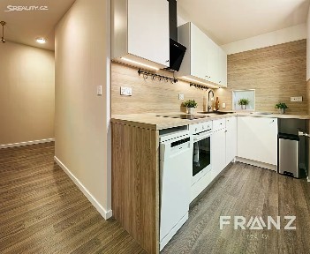 Pronájem bytu 3+1 70 m² Václava Košaře, Ostrava - Dubina