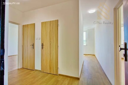 Prodej bytu 2+1 62 m² Holešická, Chomutov