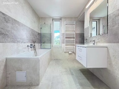 Pronájem bytu 2+kk 48 m² 2. května, Napajedla