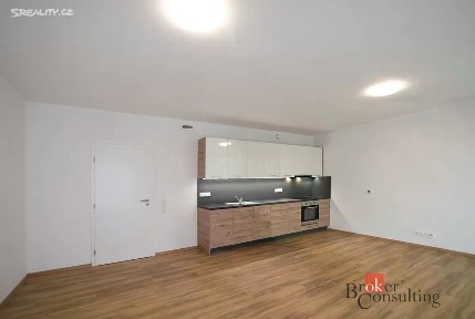Pronájem bytu 1+kk 37 m² Školní, Svitávka