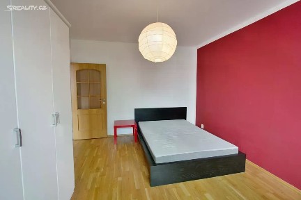 Pronájem bytu 1+1 44 m² Husova, Modřice