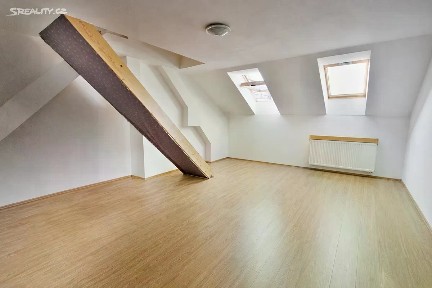 Pronájem bytu 3+1 75 m² Hrnčířská, Brno - Veveří
