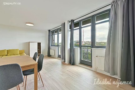 Pronájem bytu 2+kk 73 m² Marie Kudeříkové, Brno - Židenice