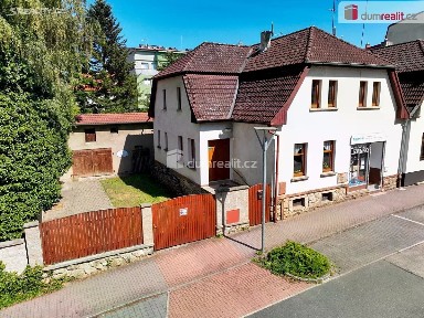 Prodej rodinného domu 190 m², pozemek 727 m²