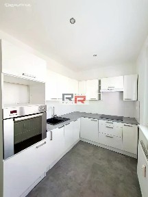 Pronájem bytu 2+1 53 m² Nádražní, Šternberk