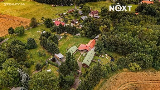 Prodej rodinného domu 380 m², pozemek 3150 m²