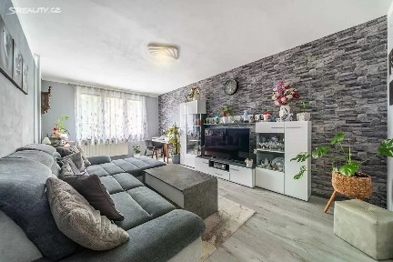 Prodej bytu 3+1 63 m² Bělojarská, Tachov